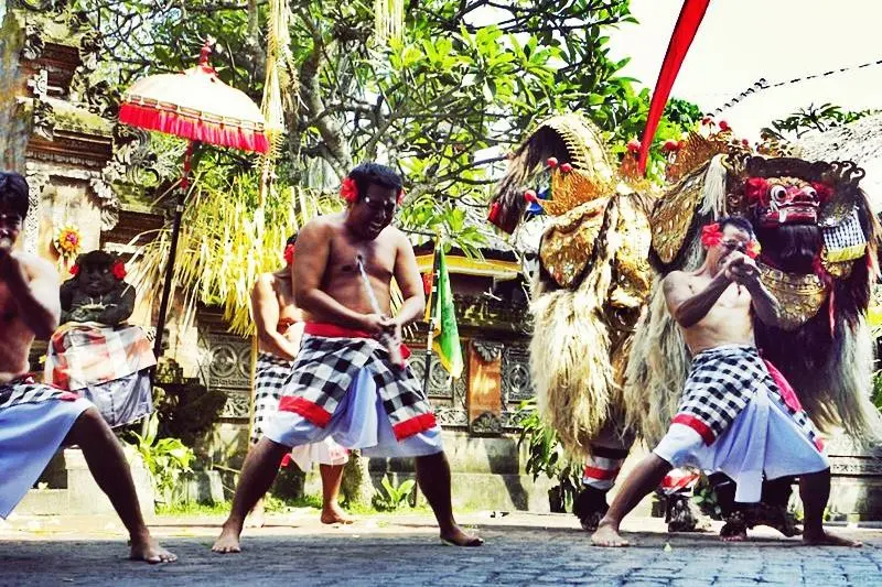 Hand Washing The Elephant + Barong & Arts Village Tour 3