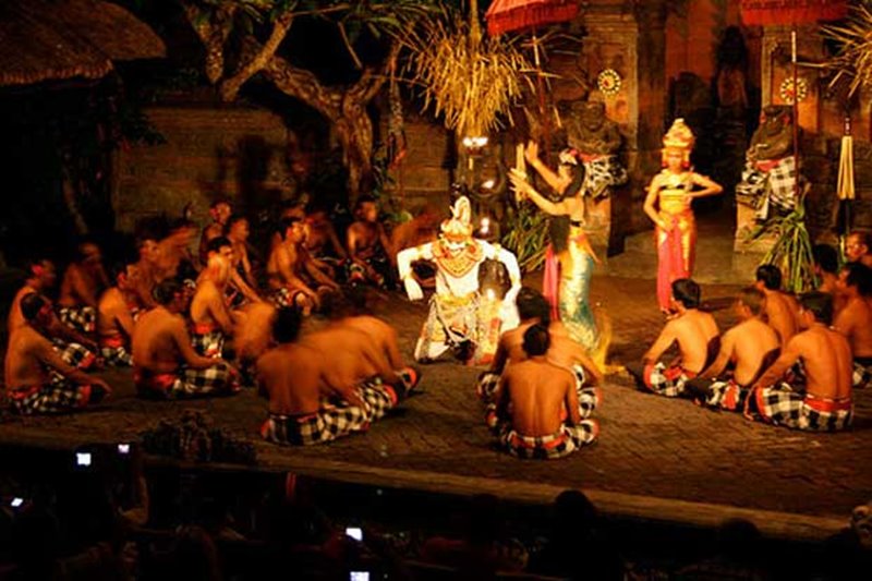 Bathing Elephant + Kecak Dance Tour 11